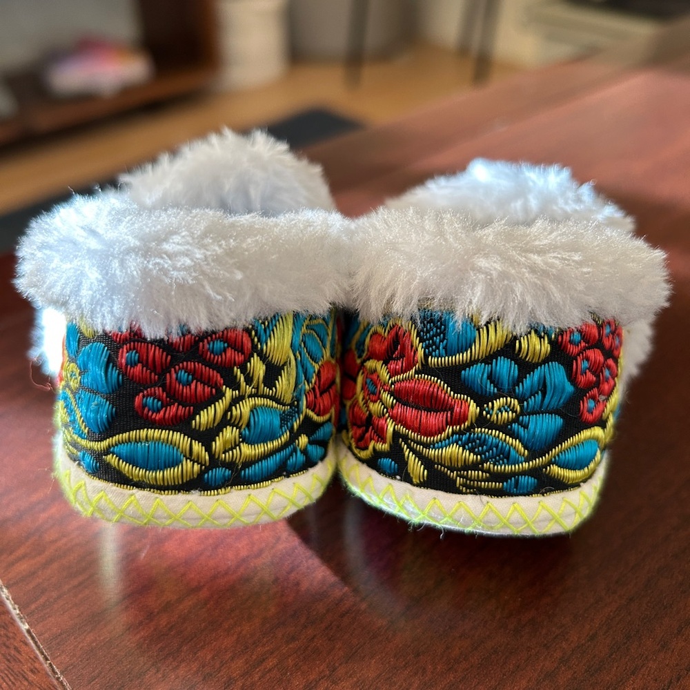 Handmade: Baby Slippers - Cross-Stitched & Embroidered - Picture 7 of 11